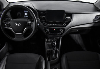 Подержанный автомобиль Hyundai Solaris Sedan 2022 года (15 фото)