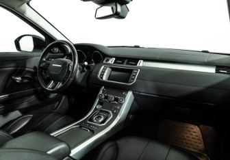 Подержанный автомобиль Land Rover Range Rover Evoque 2018 года (9 фото)