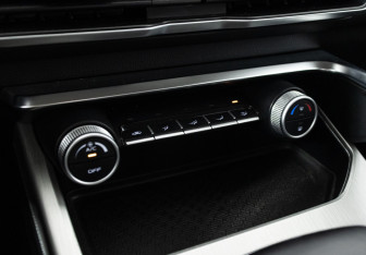 Подержанный автомобиль Belgee X50 2024 года (17 фото)