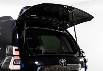 Подержанный автомобиль Toyota Land Cruiser Prado 2021 года (37 фото)