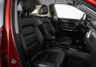 Подержанный автомобиль Chery Tiggo 4 2019 года (11 фото)