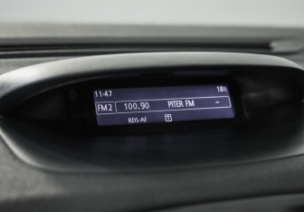 Подержанный автомобиль Renault Megane Hatchback 2013 года (13 фото)