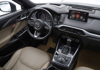 Подержанный автомобиль Mazda CX-9 2018 года (9 фото)