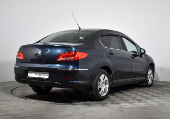 Подержанный автомобиль Peugeot 408 2013 года (5 фото)