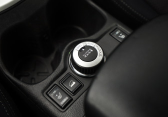 Подержанный автомобиль Nissan X-Trail 2018 года (21 фото)