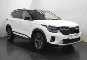 Подержанный автомобиль Kia Seltos 2025 года (3 фото)