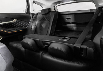 Подержанный автомобиль Exeed TXL 2022 года (31 фото)