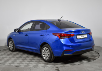 Подержанный автомобиль Hyundai Solaris Sedan 2017 года (7 фото)