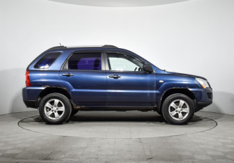 Подержанный автомобиль Kia Sportage 2009 года (4 фото)