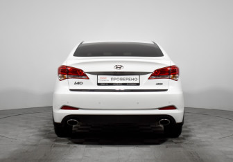 Подержанный автомобиль Hyundai i40 Sedan 2016 года (6 фото)