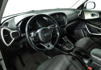 Подержанный автомобиль Kia Soul 2021 года (11 фото)