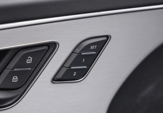 Новый Audi Q8 2025 (18 фото)