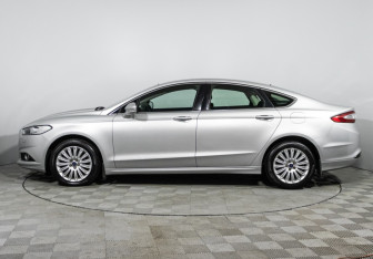 Подержанный автомобиль Ford Mondeo Sedan 2016 года (8 фото)