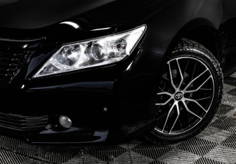 Подержанный автомобиль Toyota Camry Sedan 2013 года (3 фото)