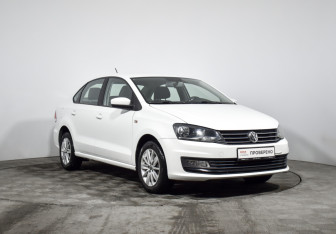 Подержанный автомобиль Volkswagen Polo Sedan 2017 года (3 фото)