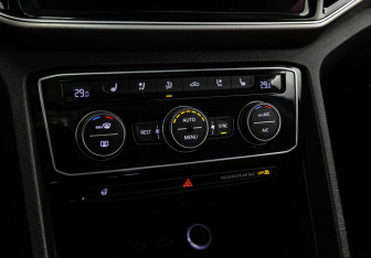 Подержанный автомобиль Volkswagen Teramont 2019 года (17 фото)