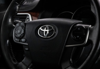 Подержанный автомобиль Toyota Camry Sedan 2013 года (11 фото)