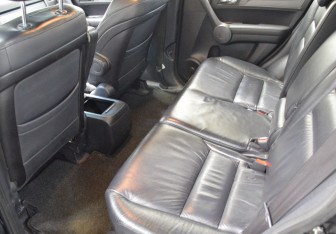Подержанный автомобиль Honda CR-V 2008 года (11 фото)