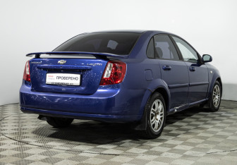 Подержанный автомобиль Chevrolet Lacetti Sedan 2006 года (5 фото)