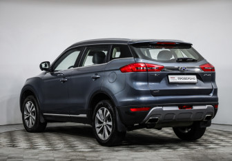 Подержанный автомобиль Geely Atlas 2021 года (7 фото)
