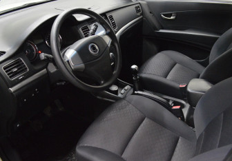 Подержанный автомобиль SsangYong Actyon 2011 года (9 фото)