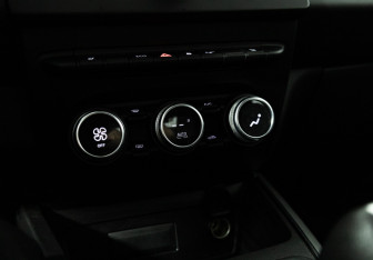 Подержанный автомобиль Renault Arkana 2019 года (15 фото)