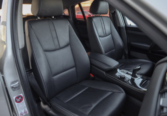 Подержанный автомобиль BMW X4 2014 года (24 фото)