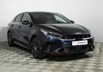 Подержанный автомобиль Kia Cerato Sedan 2022 года (3 фото)