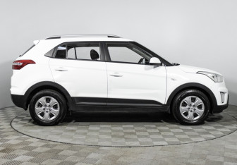 Подержанный автомобиль Hyundai Creta 2020 года (4 фото)
