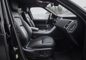 Подержанный автомобиль Land Rover Range Rover Sport 2020 года (27 фото)
