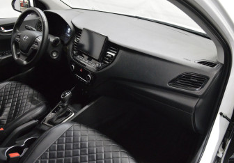 Подержанный автомобиль Hyundai Solaris Sedan 2022 года (12 фото)