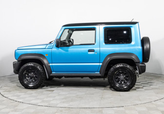 Подержанный автомобиль Suzuki Jimny 2019 года (8 фото)