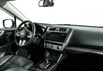 Подержанный автомобиль Subaru Outback Wagon 2016 года (9 фото)