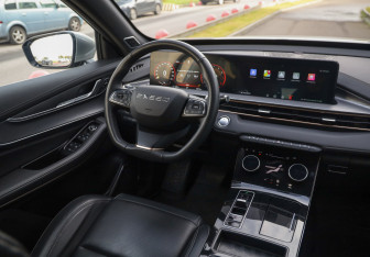 Подержанный автомобиль Exeed LX 2024 года (10 фото)