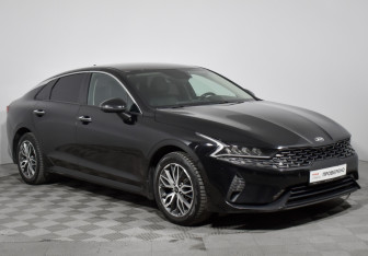 Подержанный автомобиль Kia K5 2021 года (3 фото)