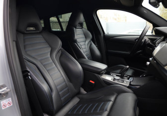 Подержанный автомобиль BMW X4 2019 года (11 фото)