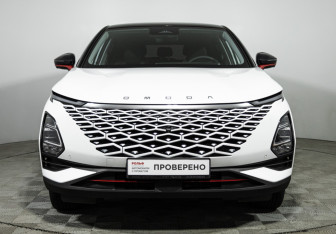 Подержанный автомобиль Omoda C5 2023 года (2 фото)