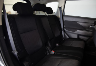 Подержанный автомобиль Mitsubishi Outlander 2019 года (21 фото)