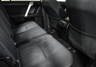 Подержанный автомобиль Toyota Land Cruiser Prado 2019 года (14 фото)