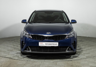 Подержанный автомобиль Kia Rio Sedan 2021 года (2 фото)