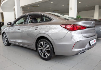 Новый Changan Eado Plus 2025 (3 фото)