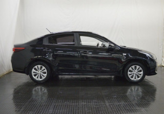 Подержанный автомобиль Kia Rio Sedan 2018 года (4 фото)