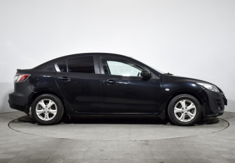 Подержанный автомобиль Mazda 3 Sedan 2011 года (4 фото)