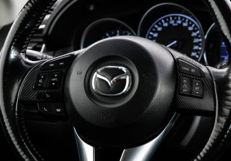 Подержанный автомобиль Mazda CX-5 2016 года (11 фото)