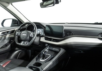 Подержанный автомобиль Haval F7 2022 года (9 фото)