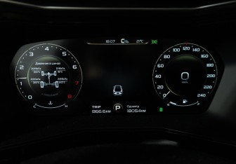 Подержанный автомобиль Geely Tugella 2022 года (12 фото)