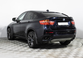 Подержанный автомобиль BMW X6 2014 года (7 фото)