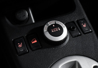 Подержанный автомобиль Nissan X-Trail 2007 года (19 фото)