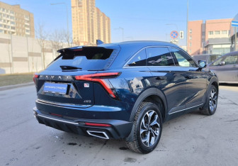 Подержанный автомобиль Haval F7 2024 года (4 фото)