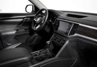 Подержанный автомобиль Volkswagen Atlas 2021 года (15 фото)